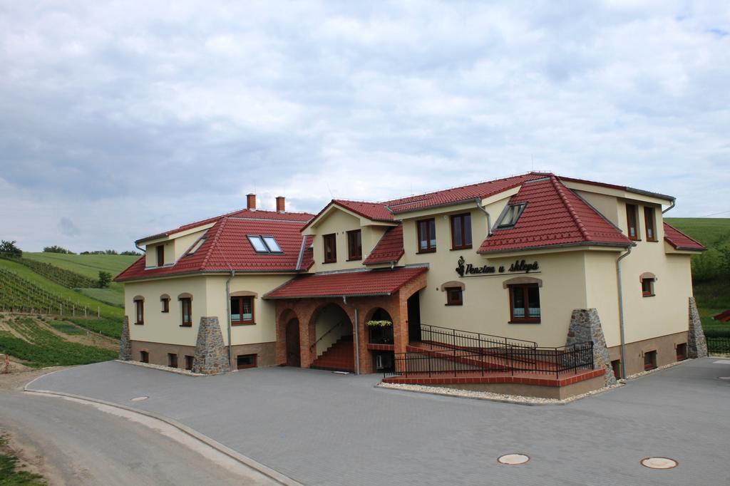 Hotel Penzion U Sklepu Hovorany Exterior foto